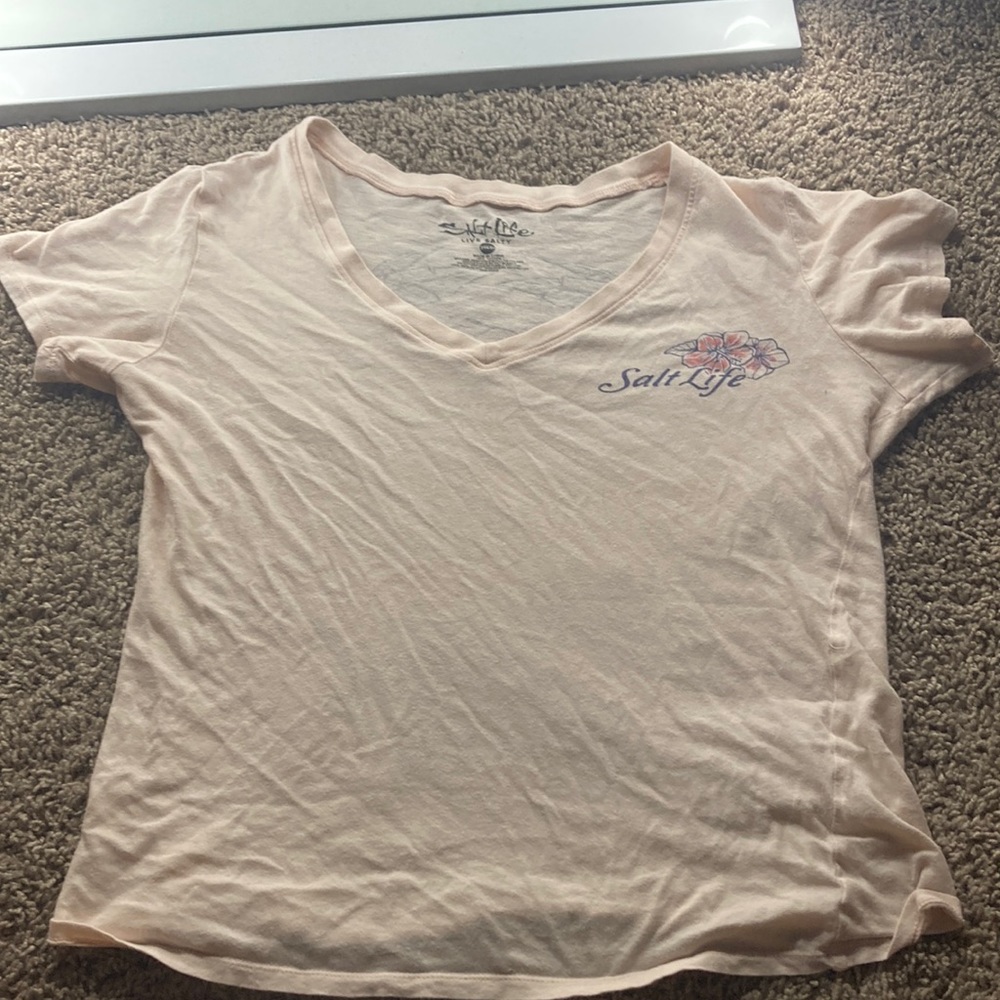 Salt life shirt in size medium with hibiscus flowers